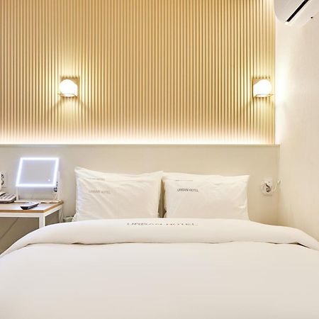 Urban Hotel بيونجتايك المظهر الخارجي الصورة