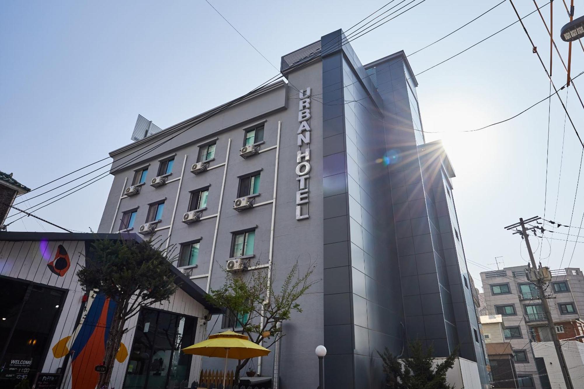 Urban Hotel بيونجتايك المظهر الخارجي الصورة
